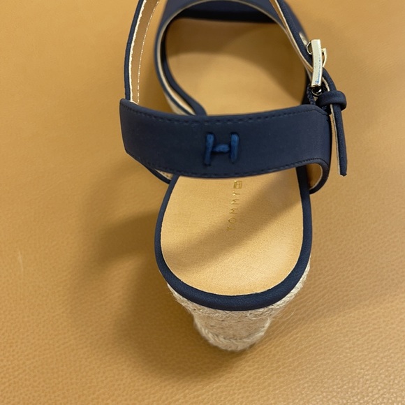 Tommy Hilfiger TWGallie-M Dark Blue Wedge Sandals - Picture 3 of 7